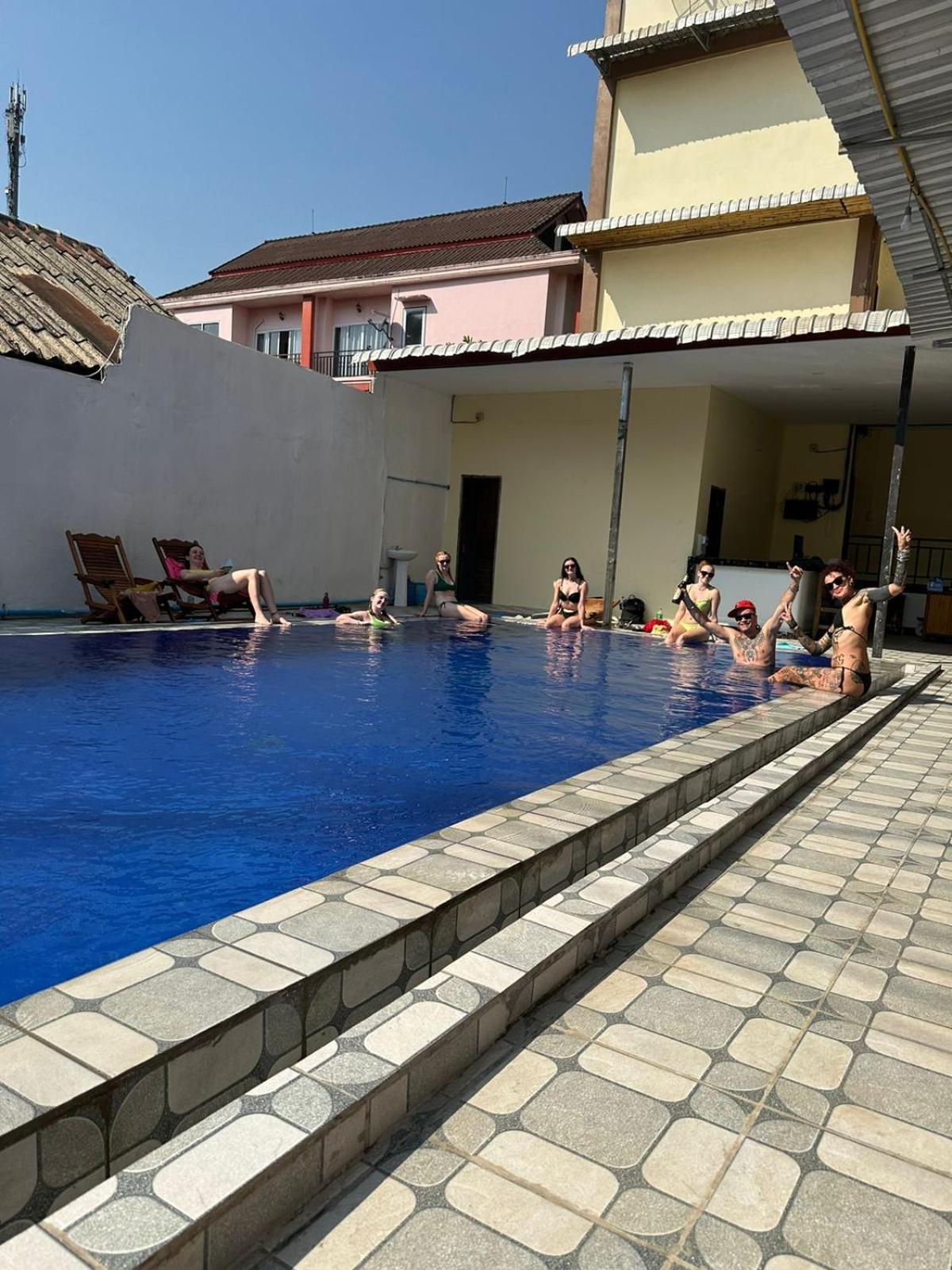 Vang Vieng Global Hostel Exterior photo