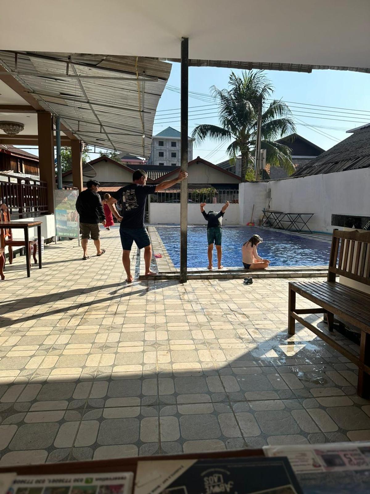 Vang Vieng Global Hostel Exterior photo
