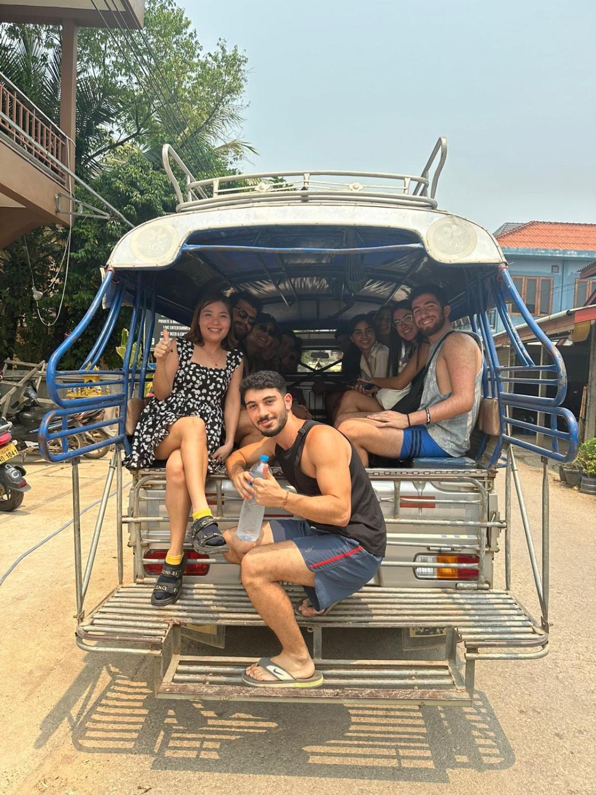 Vang Vieng Global Hostel Exterior photo